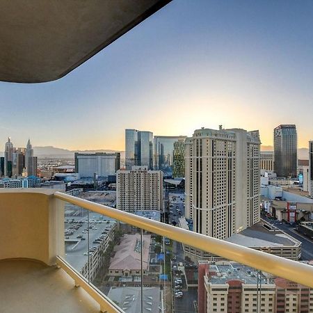 Mgm Signature-28-705 F1 Track & Strip View Balcony Las Vegas Exterior foto