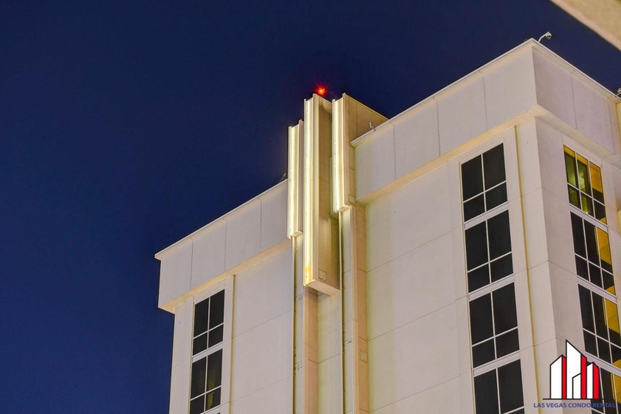 Mgm Signature-28-705 F1 Track & Strip View Balcony Las Vegas Exterior foto